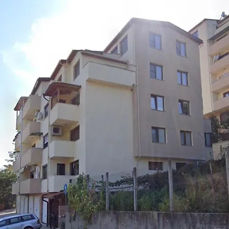 Apartment G&m *