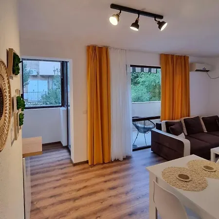 公寓 G&m 桑丹斯基